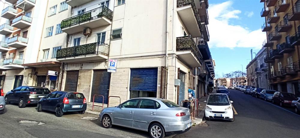 negozio in vendita a Reggio di Calabria