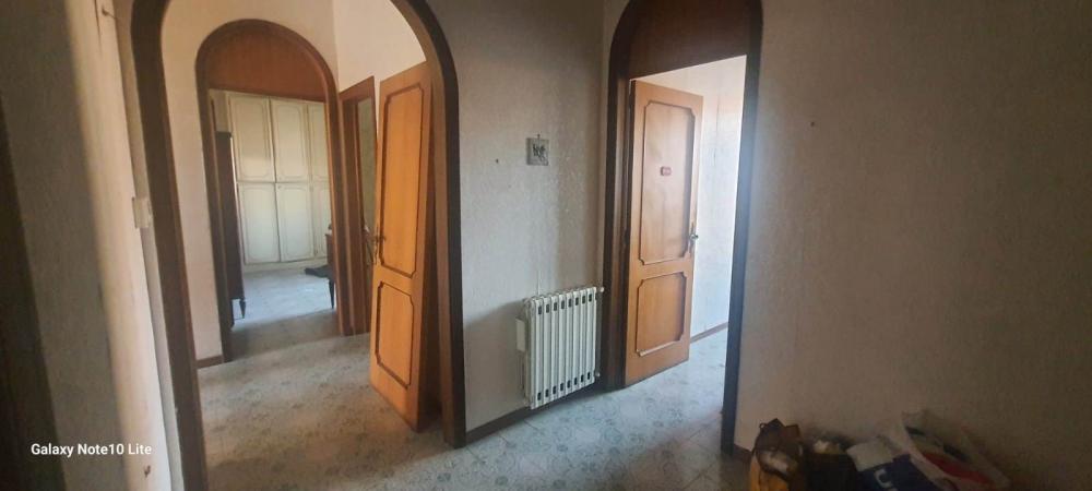 appartamento in vendita a Reggio di Calabria in zona Sbarre