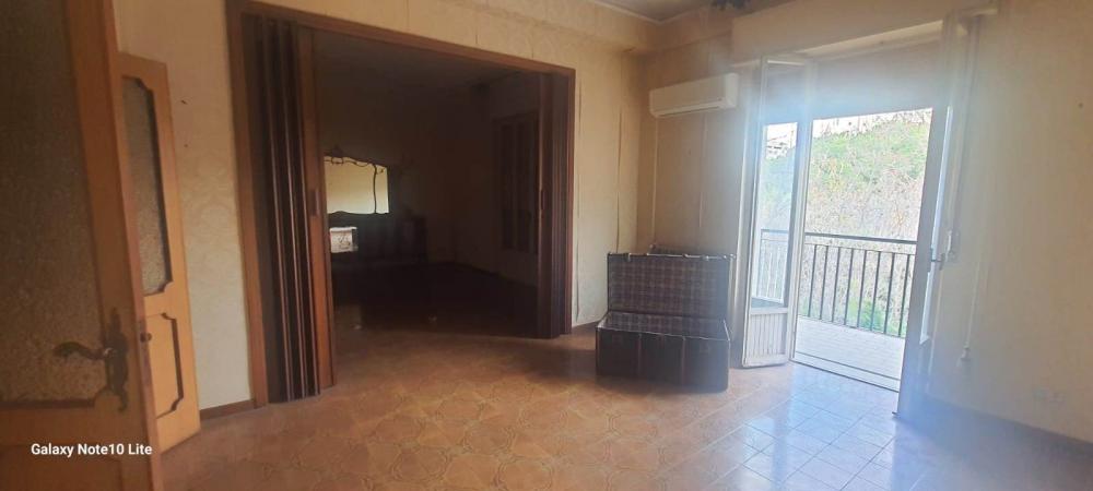 appartamento in vendita a Reggio di Calabria in zona Sbarre