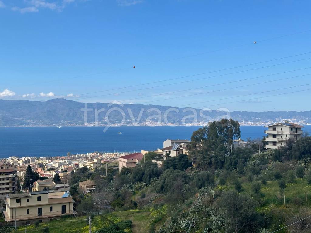 appartamento in vendita a Reggio di Calabria in zona Trabocchetto