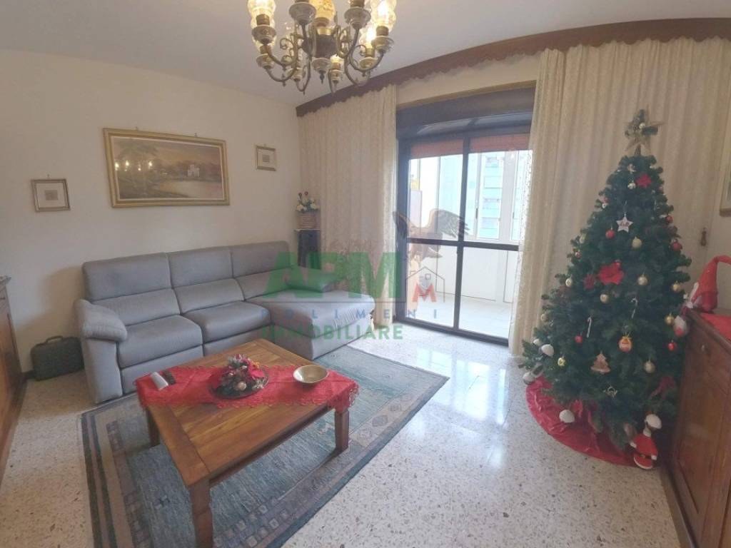 appartamento in vendita a Reggio di Calabria in zona San Gregorio