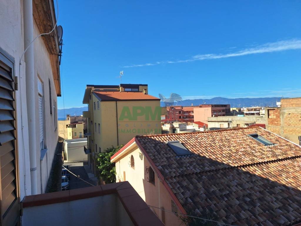 casa indipendente in vendita a Reggio di Calabria in zona Modena