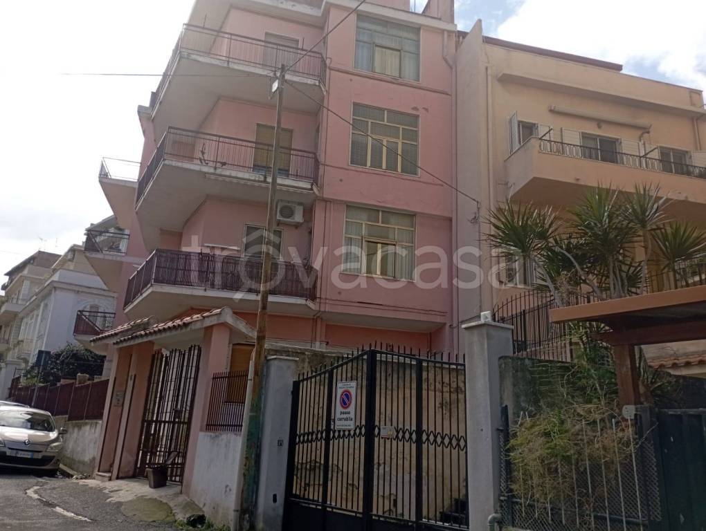 appartamento in vendita a Reggio di Calabria in zona Trabocchetto