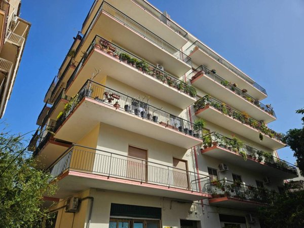 appartamento in vendita a Reggio di Calabria in zona Sbarre