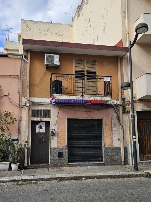 negozio in vendita a Reggio di Calabria