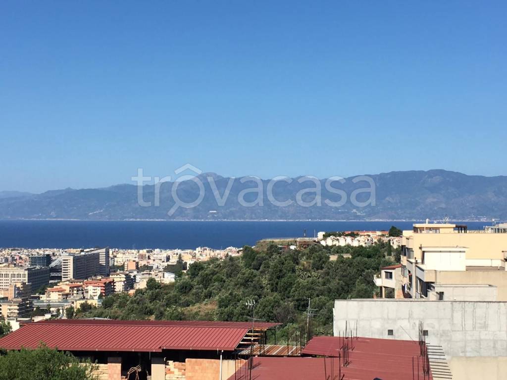 appartamento in vendita a Reggio di Calabria in zona Trabocchetto