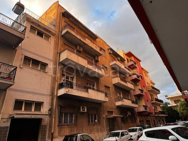 appartamento in vendita a Reggio di Calabria in zona Sbarre