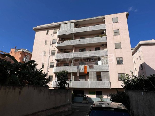 appartamento in vendita a Reggio di Calabria in zona Sbarre