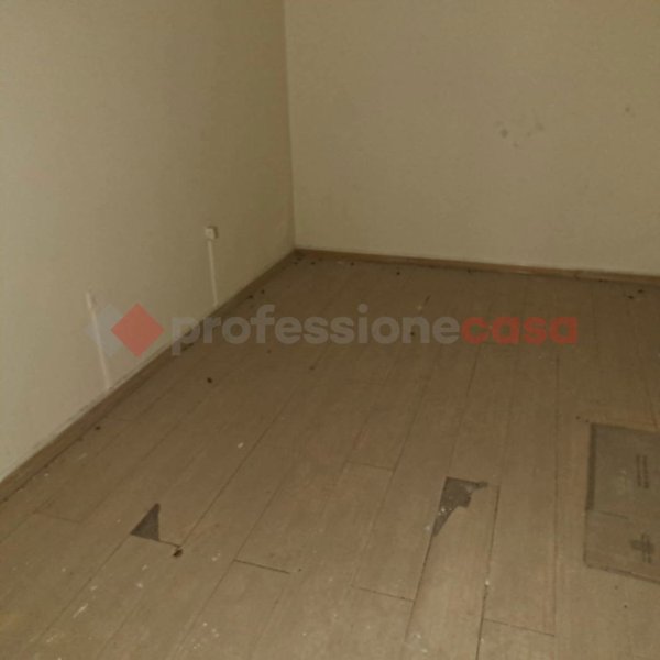 locale commerciale in vendita a Reggio di Calabria