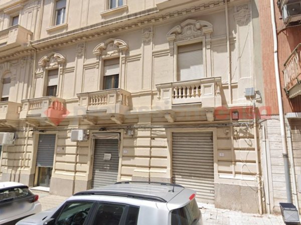 negozio in vendita a Reggio di Calabria in zona Centro Storico