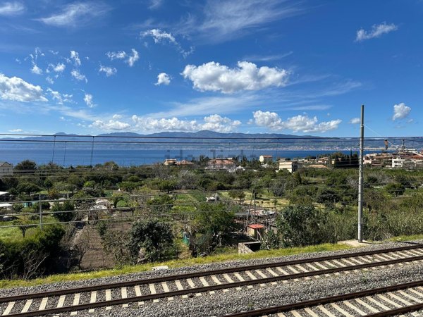 appartamento in vendita a Reggio di Calabria in zona Centro Storico