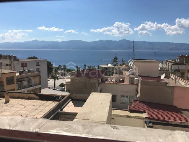 appartamento in vendita a Reggio di Calabria in zona Pineta Zerbi