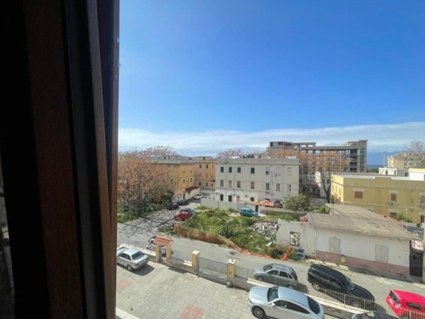 appartamento in vendita a Reggio di Calabria in zona Sbarre