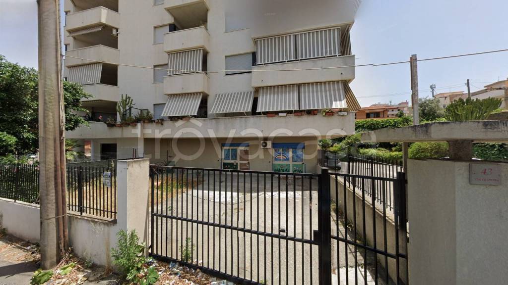 trivano in vendita a Reggio di Calabria in zona Eremo
