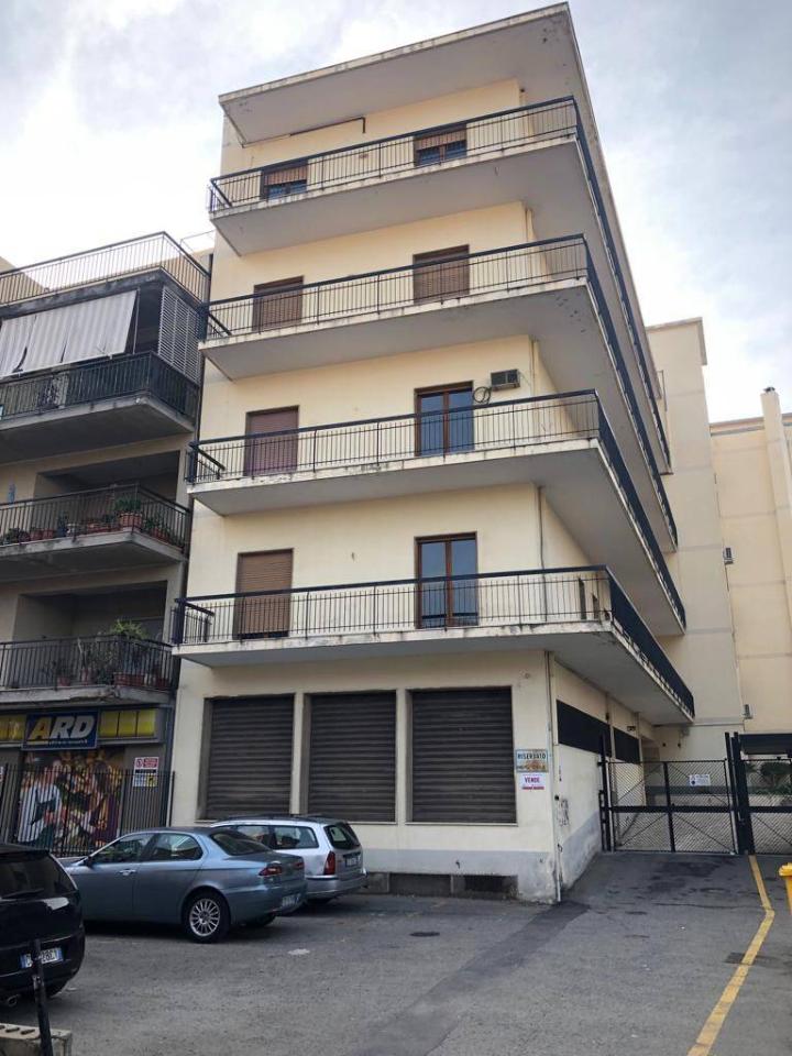 appartamento in vendita a Reggio di Calabria in zona Sbarre