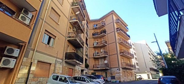 appartamento in vendita a Reggio di Calabria in zona Santa Caterina