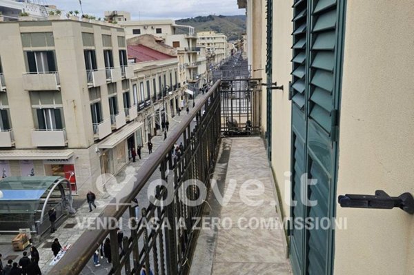 appartamento in vendita a Reggio di Calabria in zona Centro Storico