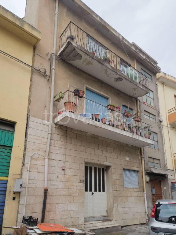 appartamento in vendita a Reggio di Calabria in zona Sbarre