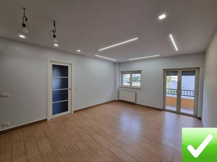 appartamento in vendita a Reggio di Calabria in zona Archi