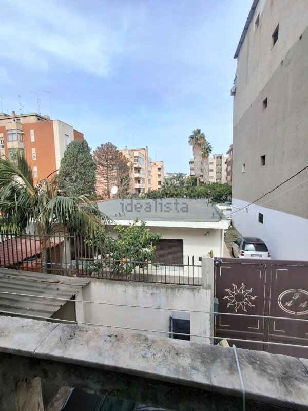 appartamento in vendita a Reggio di Calabria in zona Sbarre