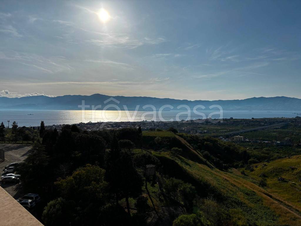appartamento in vendita a Reggio di Calabria in zona Catona