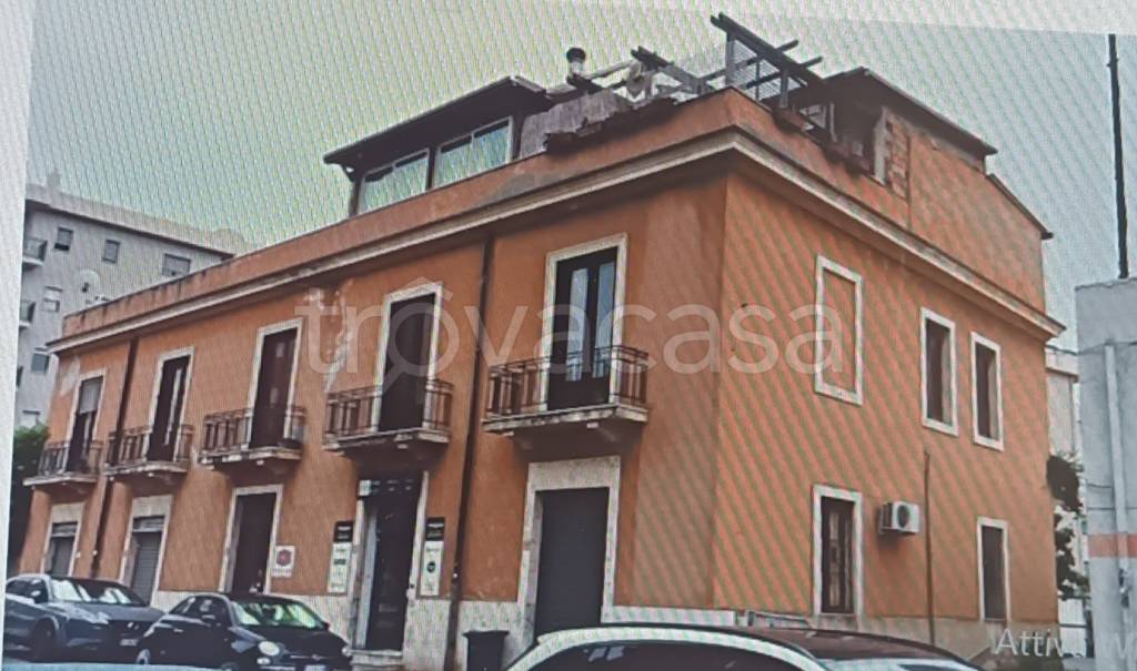 appartamento in vendita a Reggio di Calabria in zona Sbarre
