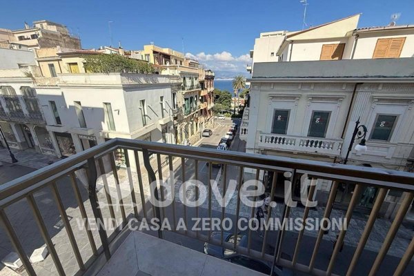appartamento in vendita a Reggio di Calabria in zona Centro Storico