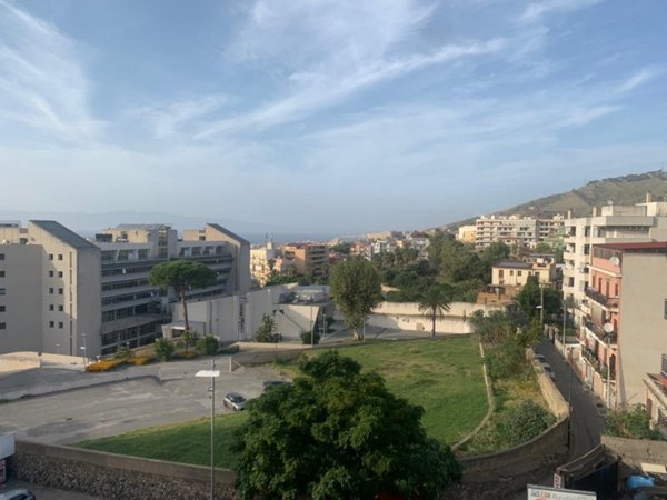 appartamento in vendita a Reggio di Calabria in zona Centro Storico
