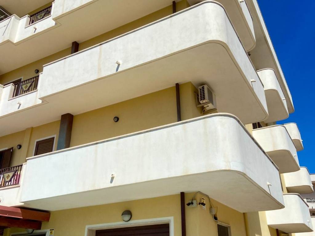 appartamento in vendita a Reggio di Calabria in zona Gallina