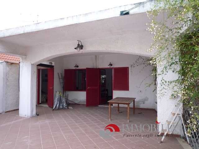 casa indipendente in vendita a Reggio di Calabria