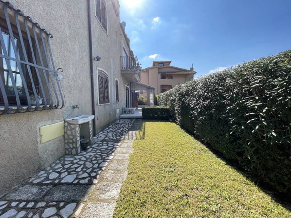 casa indipendente in vendita a Reggio di Calabria