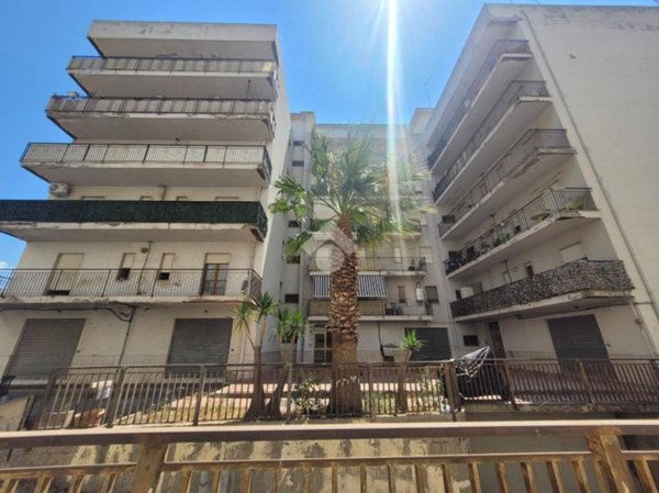 appartamento in vendita a Reggio di Calabria in zona Saracinello