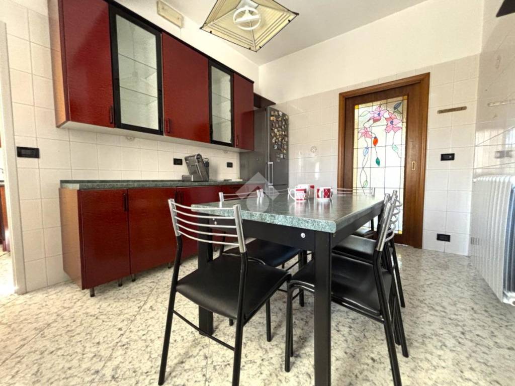 appartamento in vendita a Reggio di Calabria in zona Sbarre