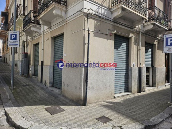 negozio in vendita a Reggio di Calabria in zona Centro Storico