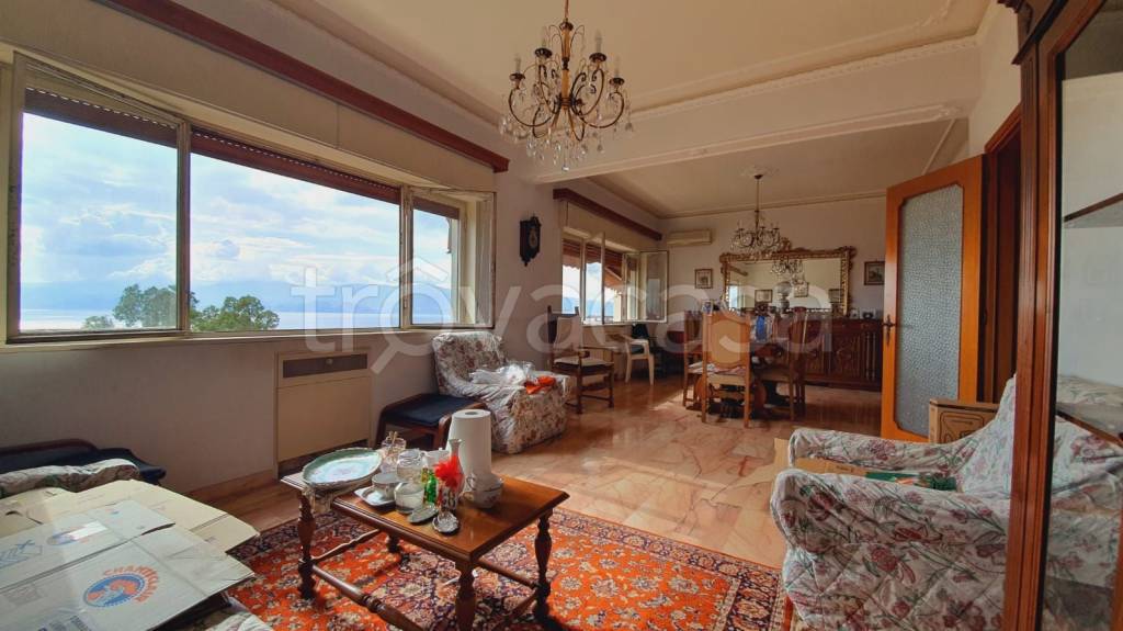 appartamento in vendita a Reggio di Calabria in zona San Brunello