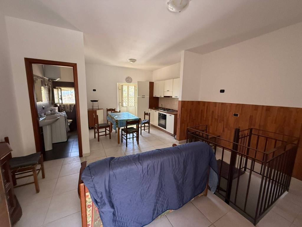 casa indipendente in vendita a Reggio di Calabria in zona Eremo