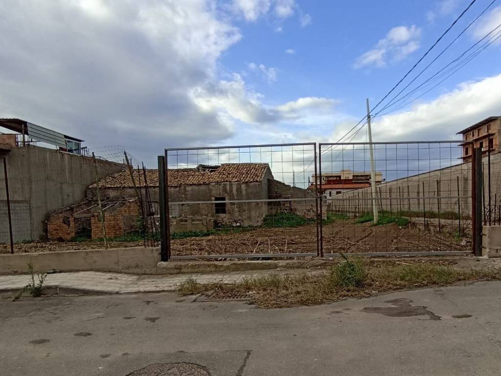 casa indipendente in vendita a Reggio di Calabria in zona Gallina