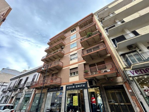 appartamento in vendita a Reggio di Calabria in zona Centro Storico