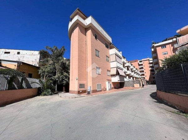 appartamento in vendita a Reggio di Calabria in zona Catona