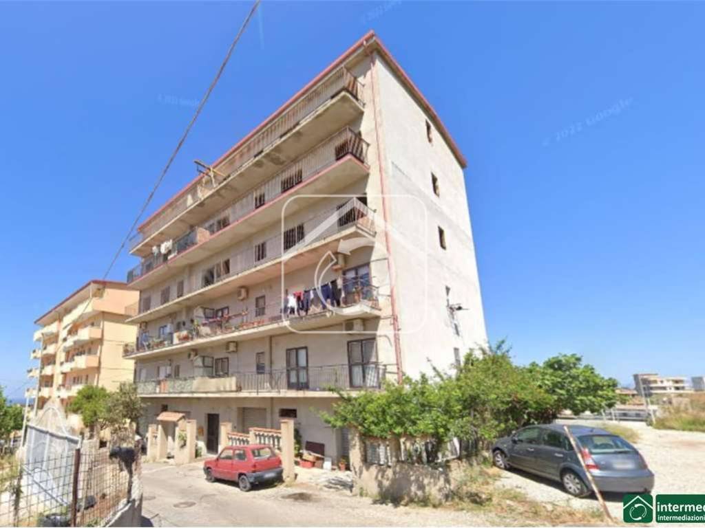 appartamento in vendita a Reggio di Calabria in zona Armo