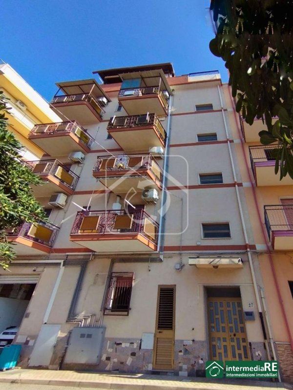 appartamento in vendita a Reggio di Calabria in zona Modena