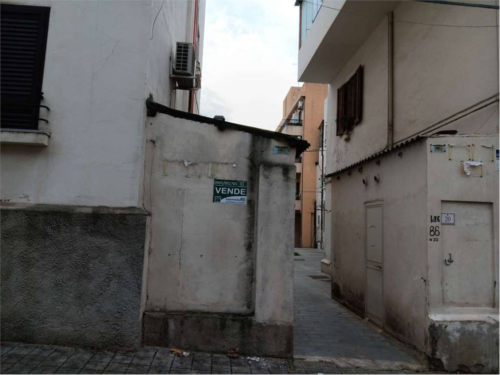 appartamento in vendita a Reggio di Calabria in zona Pineta Zerbi