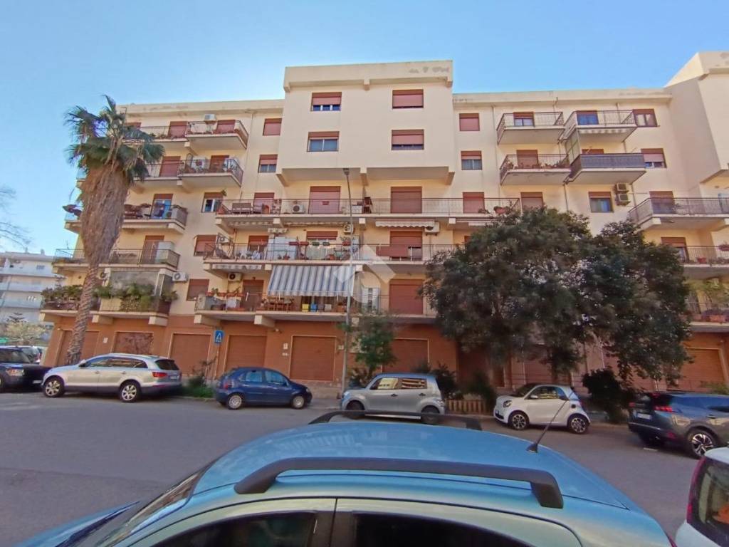 appartamento in vendita a Reggio di Calabria in zona Stadio