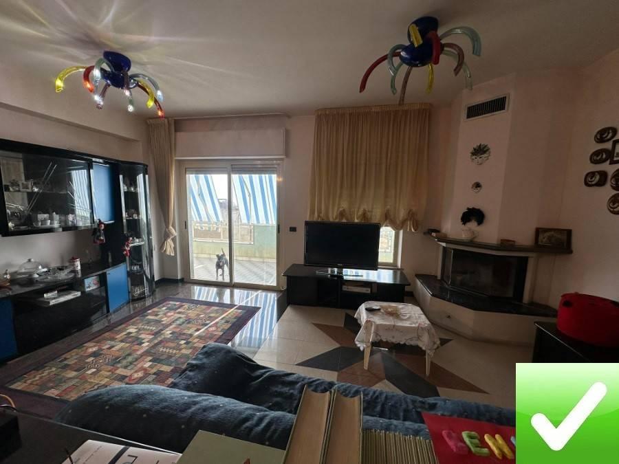 appartamento in vendita a Reggio di Calabria in zona Catona