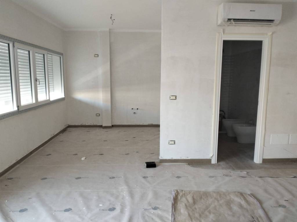 appartamento in vendita a Reggio di Calabria in zona Sbarre