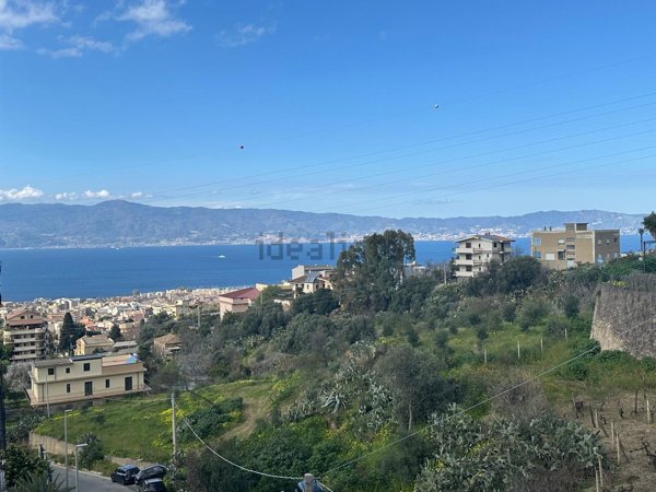 appartamento in vendita a Reggio di Calabria in zona Eremo
