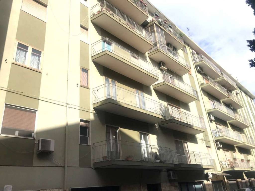 appartamento in vendita a Reggio di Calabria in zona Stadio