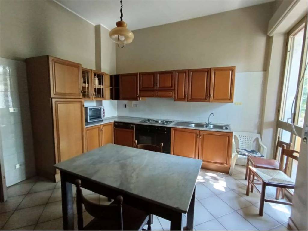 appartamento in vendita a Reggio di Calabria in zona Sbarre