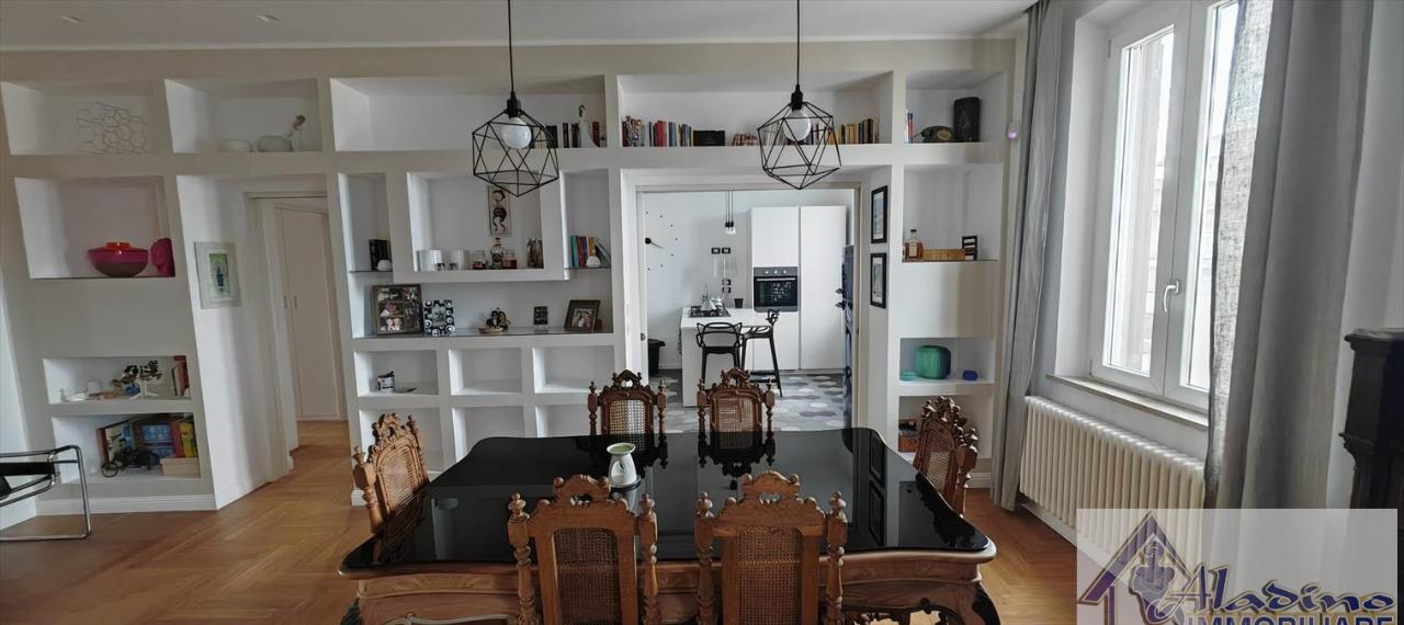 appartamento in vendita a Reggio di Calabria in zona Centro Storico