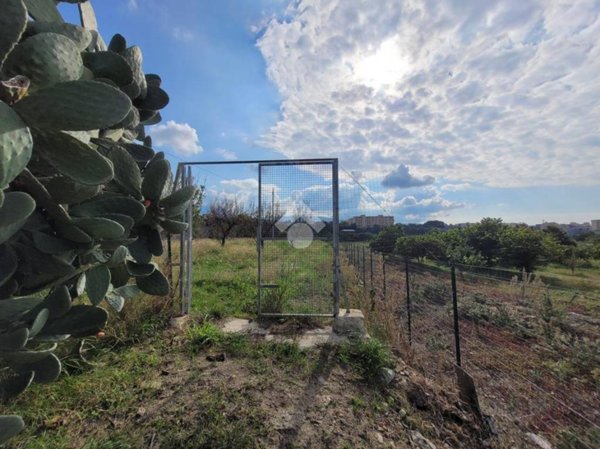 terreno agricolo in vendita a Reggio di Calabria in zona Ravagnese